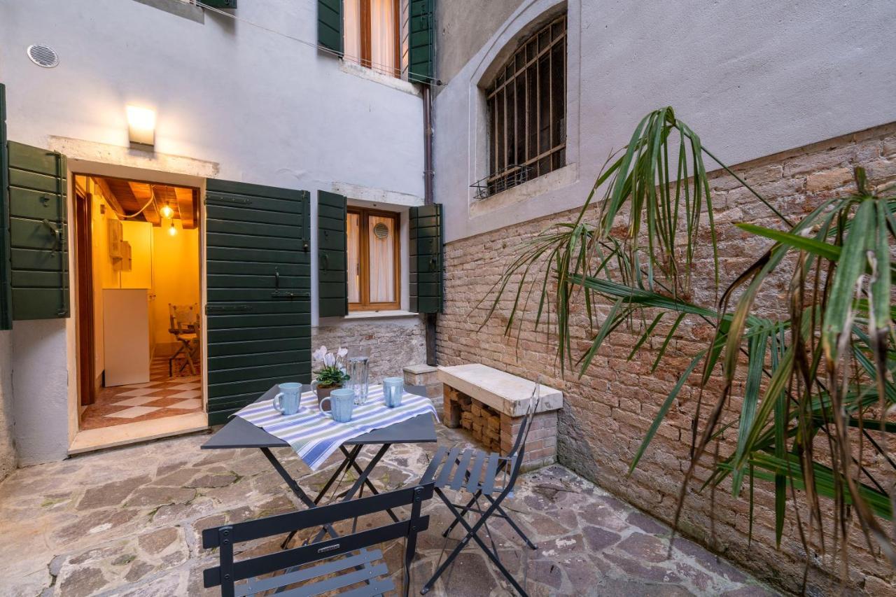 San Silvestro House Apartment Venice Exterior photo