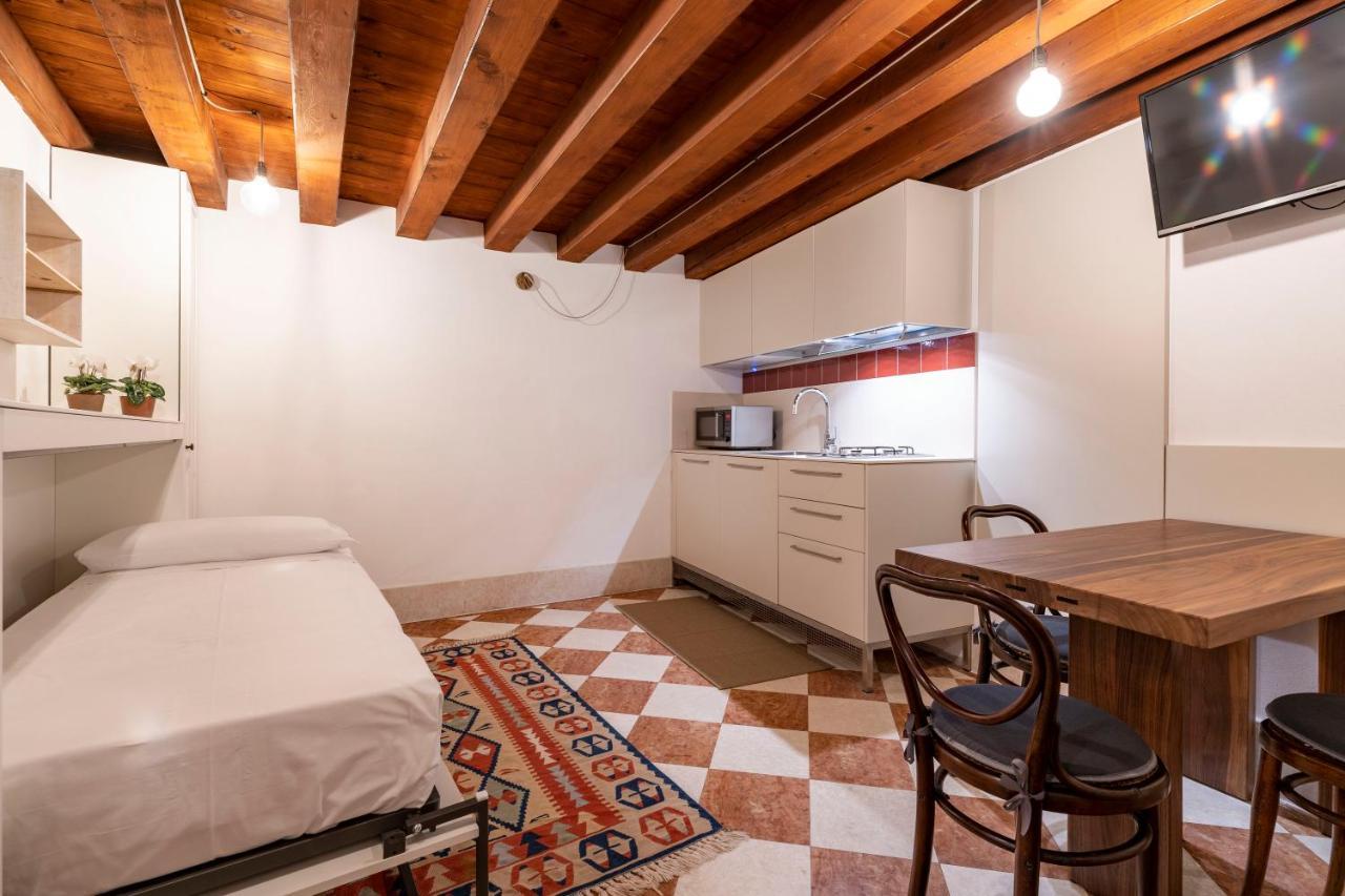 San Silvestro House Apartment Venice Exterior photo