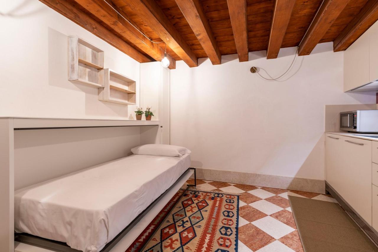 San Silvestro House Apartment Venice Exterior photo
