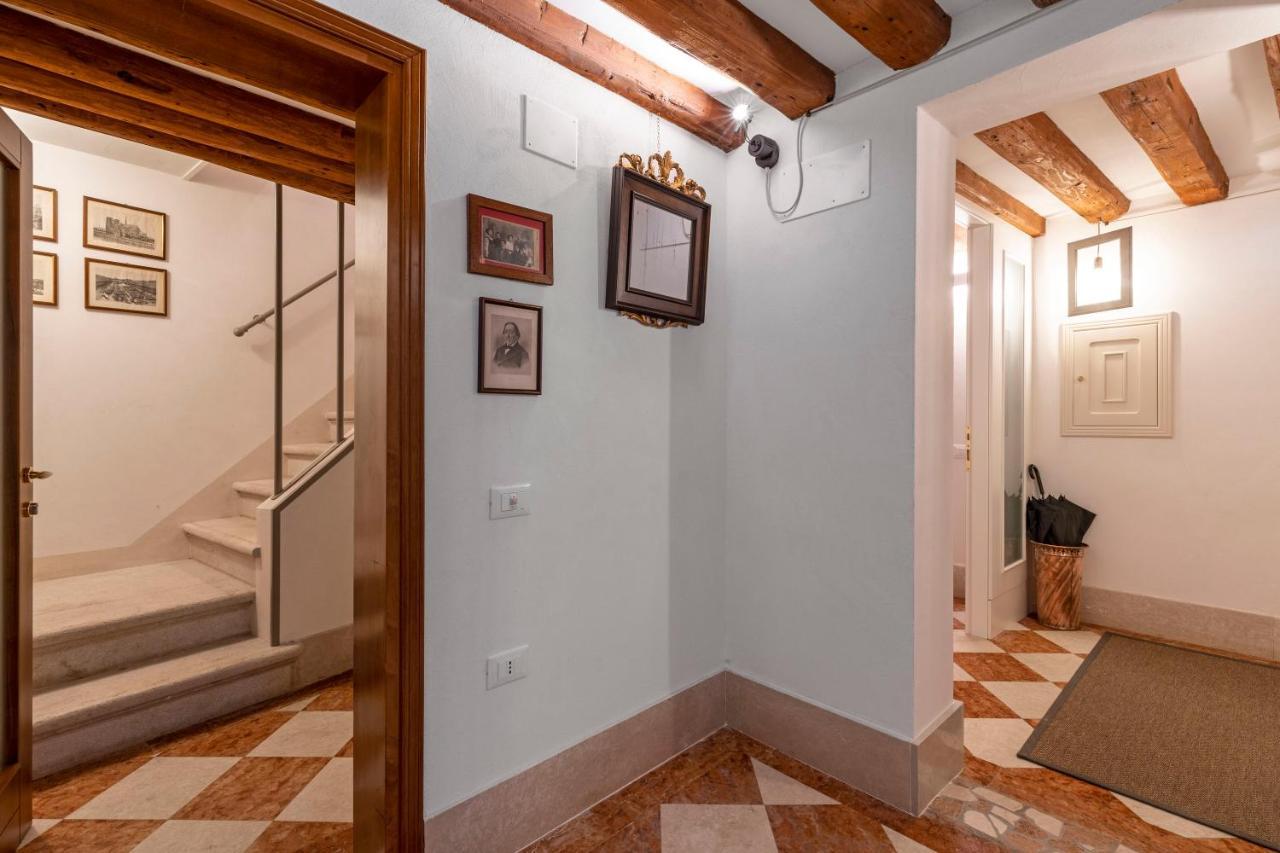 San Silvestro House Apartment Venice Exterior photo