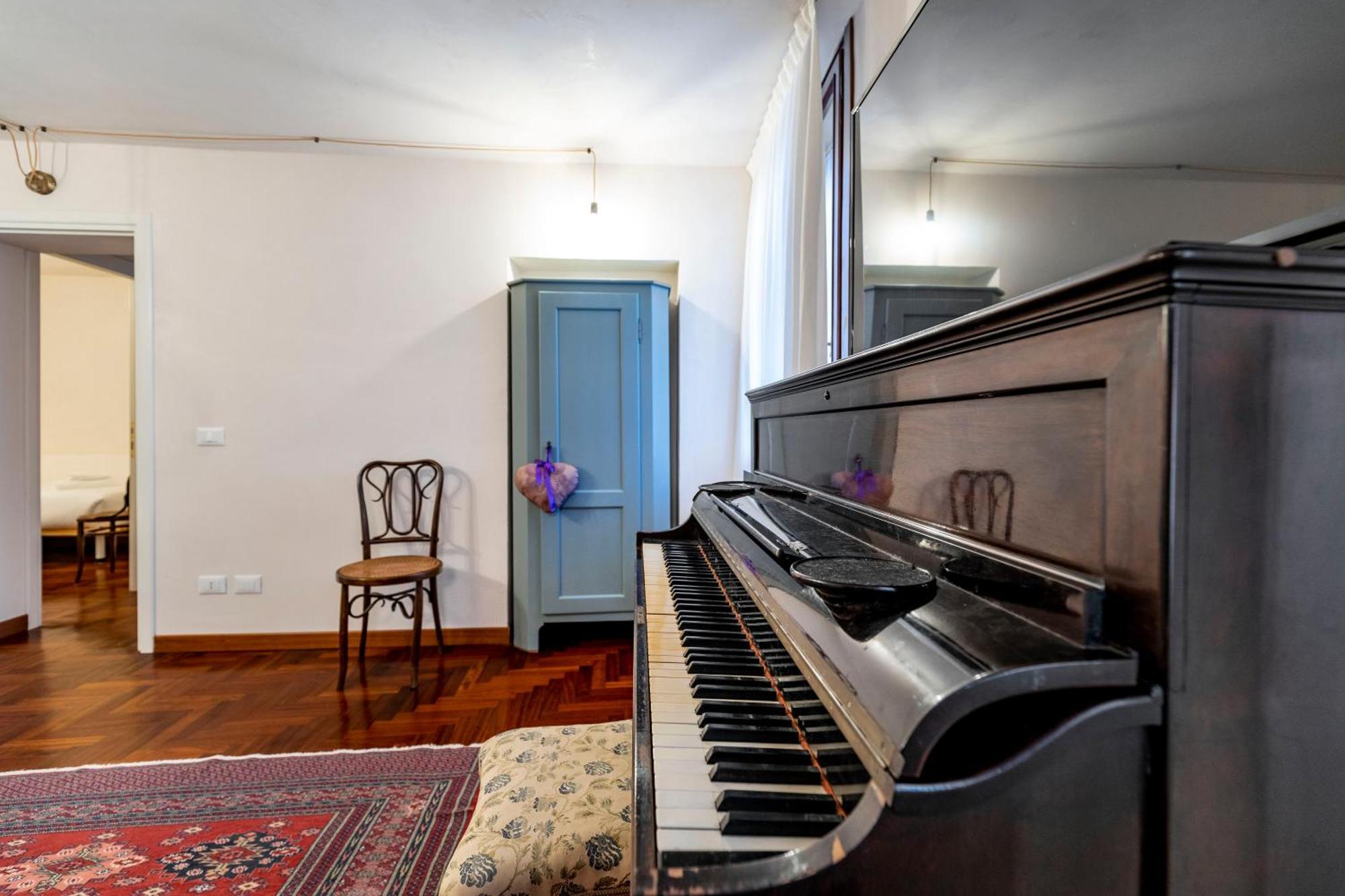 San Silvestro House Apartment Venice Exterior photo